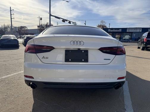 2019 Audi A5 quattro Premium 45 TFSI AWD 4dr Sportback