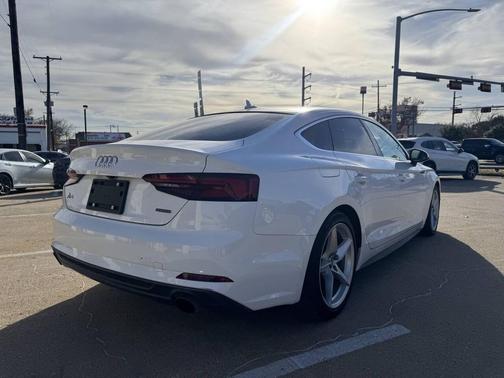 2019 Audi A5 quattro Premium 45 TFSI AWD 4dr Sportback