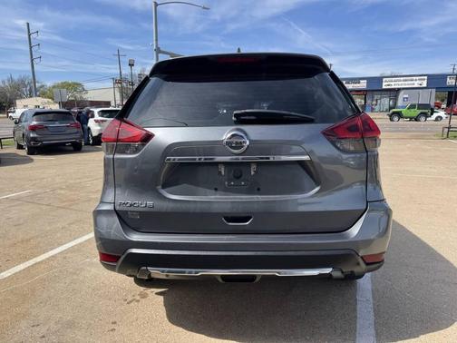 2020 Nissan Rogue S