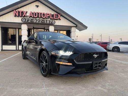 2021 Ford Mustang EcoBoost