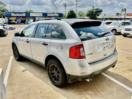 2013 Ford Edge SE