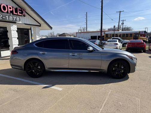 2016 INFINITI Q70L 3.7X