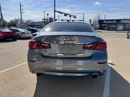 2016 INFINITI Q70L 3.7X