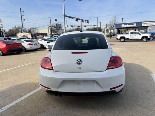 2013 Volkswagen Beetle 2.0L TDI