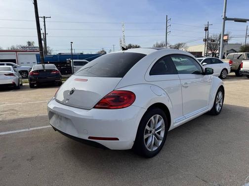2013 Volkswagen Beetle 2.0L TDI