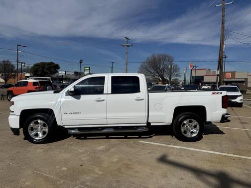 2017 Chevrolet Silverado 1500 2LT