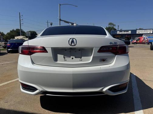 2017 Acura ILX Technology Plus Package