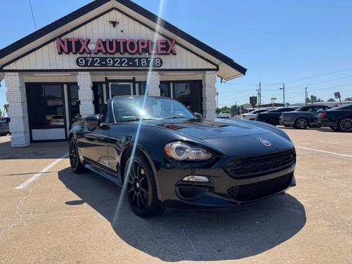 Nero Cinema Jet Black 2017 FIAT 124 Spider Base