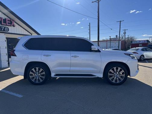2017 Lexus LX 570 Base