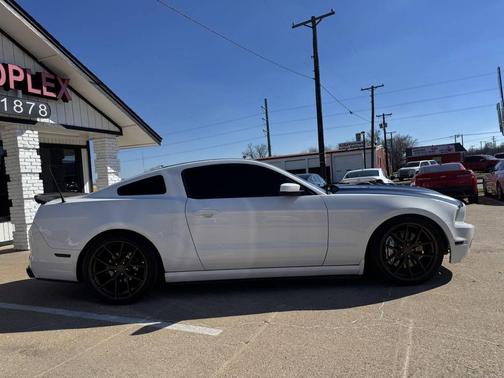 2013 Ford Mustang GT Premium