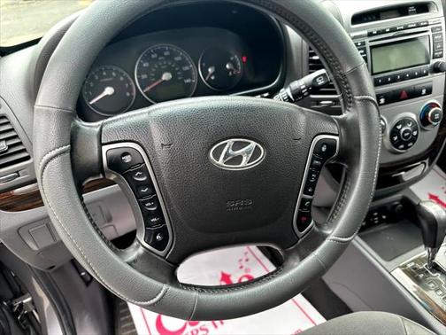 2010 Hyundai SANTA FE SE