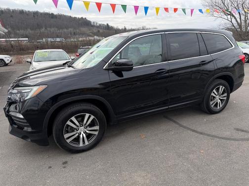 2017 Honda Pilot EX
