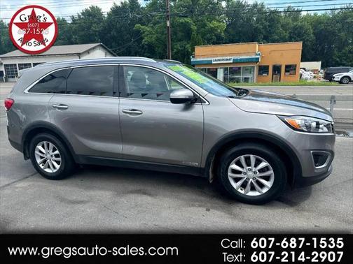 2018 Kia Sorento LX
