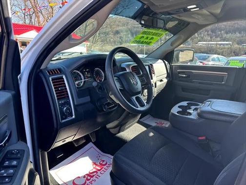 2019 RAM 1500 Classic Warlock Quad Cab 4x4 6'4' Box