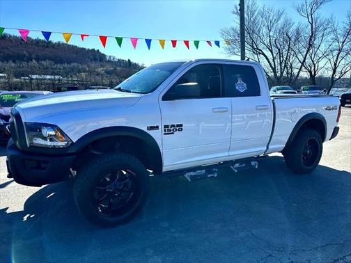 2019 RAM 1500 Classic Warlock Quad Cab 4x4 6'4' Box