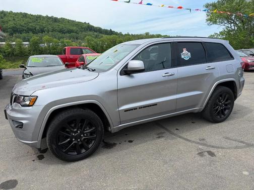 Billet Silver Metallic Clearcoat 2019 Jeep Grand Cherokee Altitude