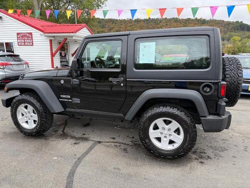 2017 Jeep Wrangler Sport