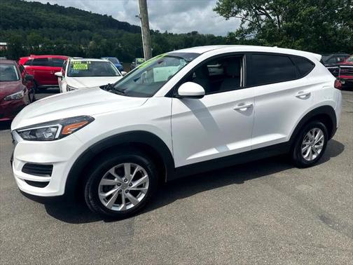 2020 Hyundai TUCSON SE