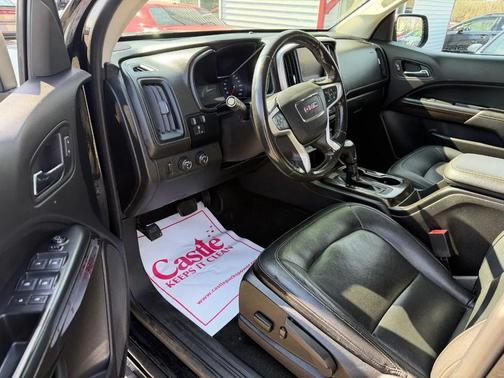 Onyx Black 2018 GMC Canyon SLT