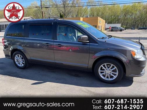 Granite Pearlcoat 2018 Dodge Grand Caravan SXT