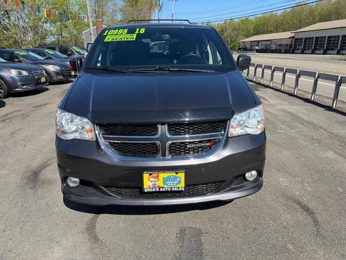 Granite Pearlcoat 2018 Dodge Grand Caravan SXT