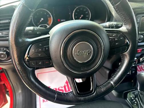 2017 Jeep Renegade Altitude