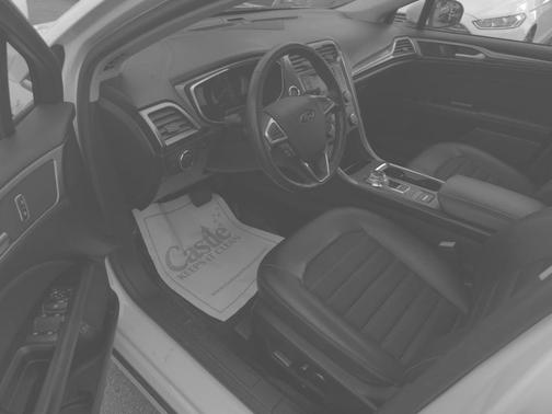 2017 Ford Fusion Hybrid SE
