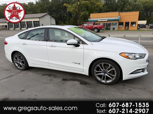 2017 Ford Fusion Hybrid SE