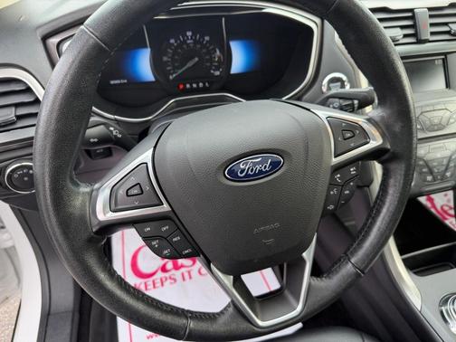 2017 Ford Fusion Hybrid SE