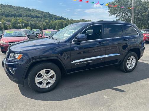 True Blue Pearlcoat 2014 Jeep Grand Cherokee Laredo