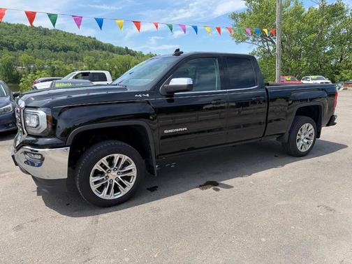 Onyx Black 2019 GMC Sierra 1500 SLE