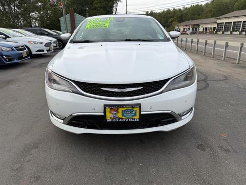 2016 Chrysler 200 C