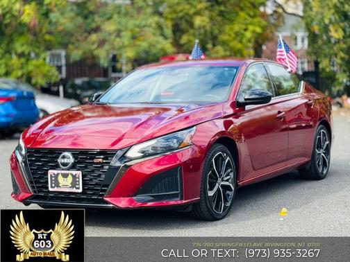 2023 Nissan Altima SR FWD