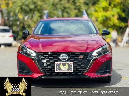 2023 Nissan Altima SR FWD