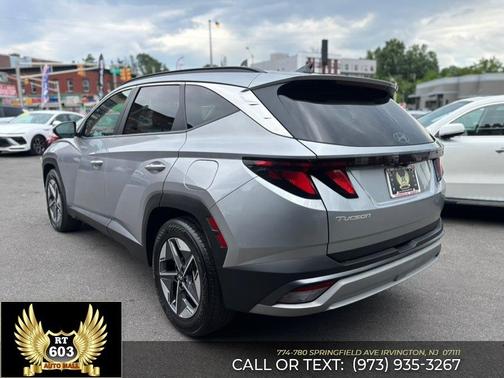 Shimmering Silver 2025 Hyundai TUCSON SEL