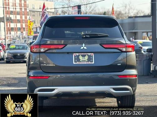 Gray 2025 Mitsubishi Outlander SE 2.5 S-AWC