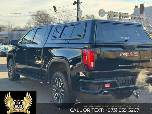 2022 GMC Sierra 1500 AT4