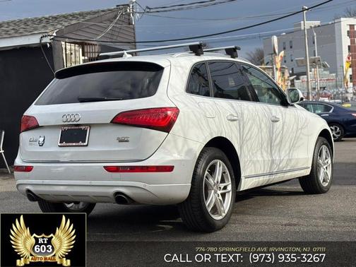 White 2017 Audi Q5 2.0T Premium Plus