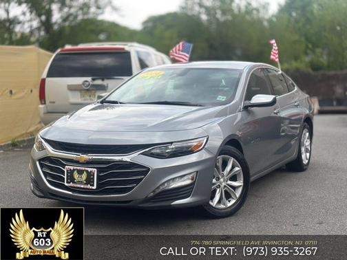Summit White 2024 Chevrolet Malibu FWD 1LT