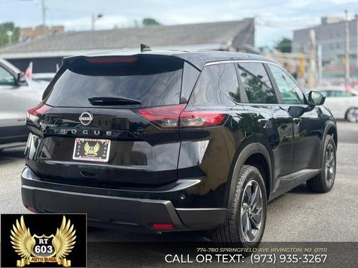 Super Black 2025 Nissan Rogue SV