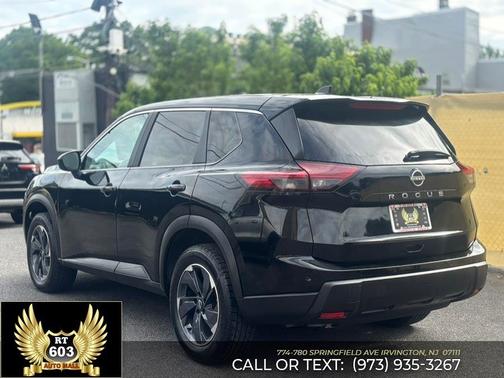 Super Black 2025 Nissan Rogue SV