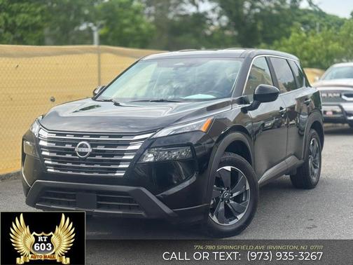 Super Black 2025 Nissan Rogue SV