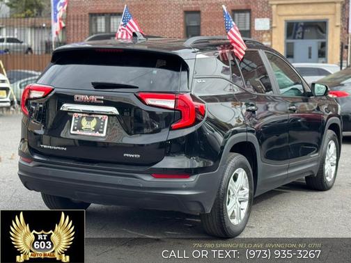 2022 GMC Terrain SLE