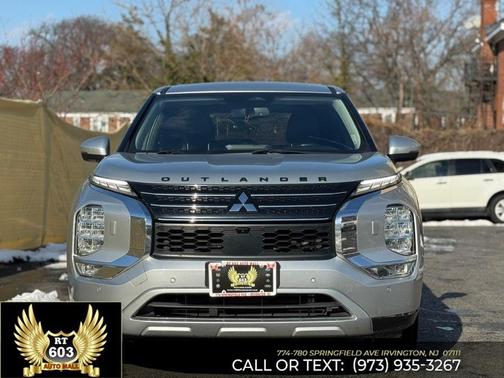 2022 Mitsubishi Outlander SE Launch Edition S-AWC