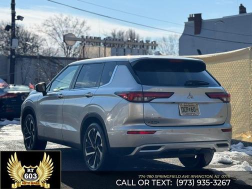 2022 Mitsubishi Outlander SE Launch Edition S-AWC