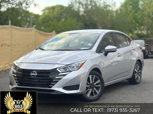 Gray 2023 Nissan Versa 1.6 SV