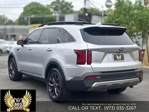 Sparkling Silver 2021 Kia Sorento SX