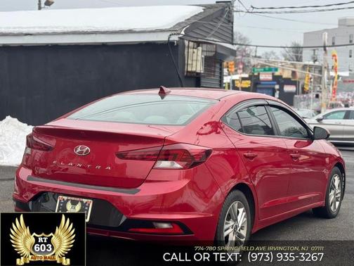 2020 Hyundai ELANTRA SEL