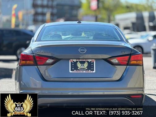 Gun Metallic 2024 Nissan Altima 2.5 SV