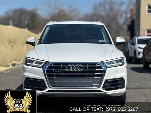 White 2019 Audi Q5 2.0T Premium Plus